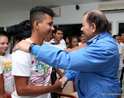 Daniel y Rosario reciben cartas credenciales de los Embajadores de la Unión Europea, Federación de Rusia y Costa Rica