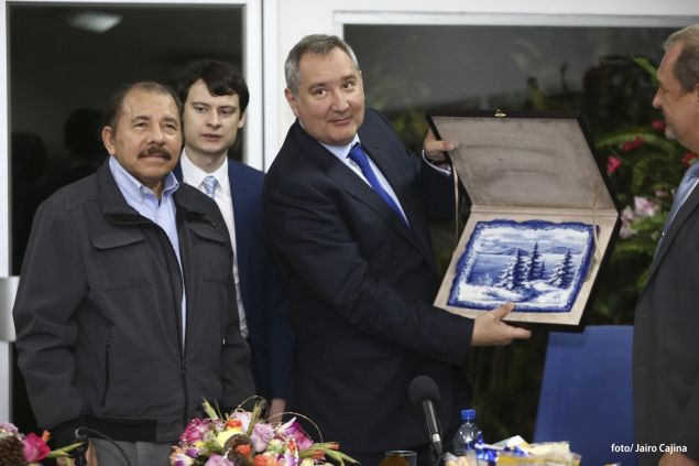 Daniel y Rosario se reúnen con Vice Primer Ministro de Rusia, Dmitri Rogozin