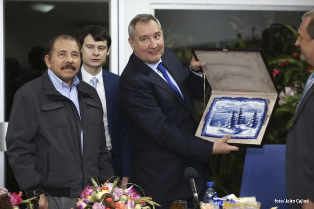 Daniel y Rosario se reúnen con Vice Primer Ministro de Rusia, Dmitri Rogozin