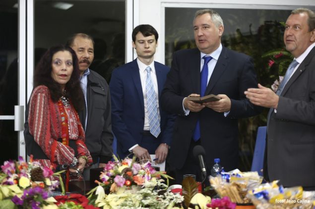 Daniel y Rosario se reúnen con Vice Primer Ministro de Rusia, Dmitri Rogozin
