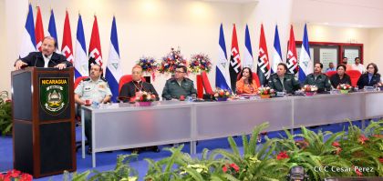 Daniel y Rosario presiden acto de graduación de cadetes del Ejército de Nicaragua