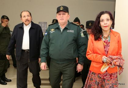 Daniel y Rosario presiden acto de graduación de cadetes del Ejército de Nicaragua