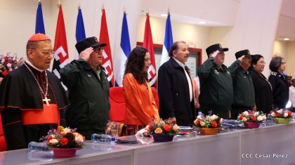 Daniel y Rosario presiden acto de graduación de cadetes del Ejército de Nicaragua