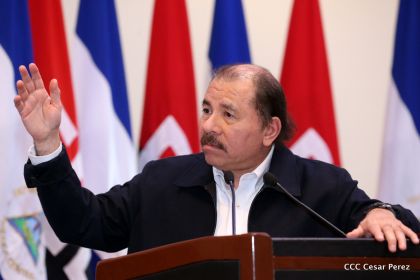 Daniel y Rosario presiden acto de graduación de cadetes del Ejército de Nicaragua