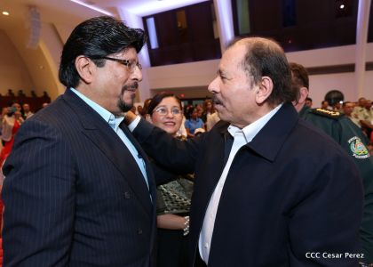 Daniel y Rosario presiden acto de graduación de cadetes del Ejército de Nicaragua