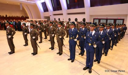 Daniel y Rosario presiden acto de graduación de cadetes del Ejército de Nicaragua