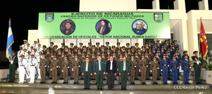 Daniel y Rosario presiden acto de graduación de cadetes del Ejército de Nicaragua