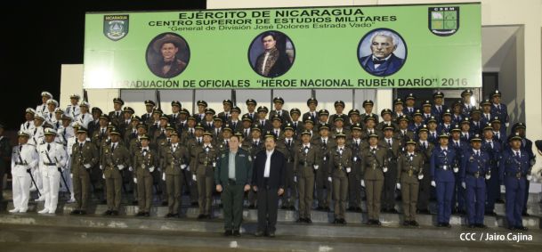 Daniel y Rosario presiden acto de graduación de cadetes del Ejército de Nicaragua