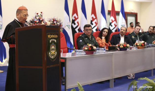 Daniel y Rosario presiden acto de graduación de cadetes del Ejército de Nicaragua