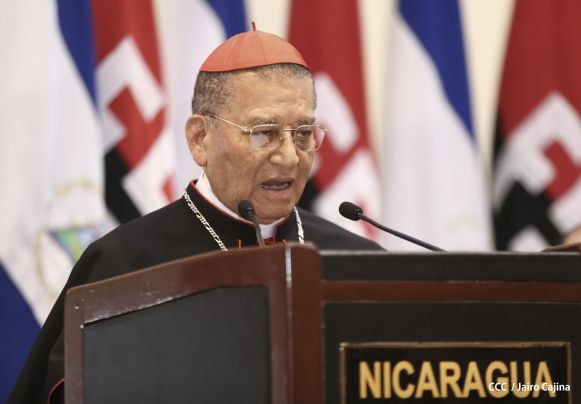 Daniel y Rosario presiden acto de graduación de cadetes del Ejército de Nicaragua