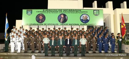 Daniel y Rosario presiden acto de graduación de cadetes del Ejército de Nicaragua