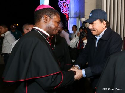 Daniel y Rosario inauguran el Museo San Juan Pablo II