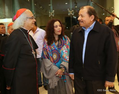 Daniel y Rosario inauguran el Museo San Juan Pablo II