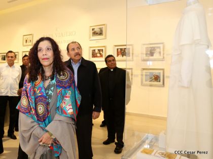 Daniel y Rosario inauguran el Museo San Juan Pablo II