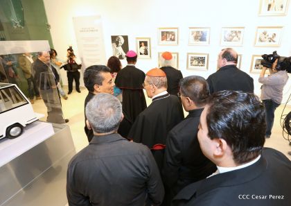 Daniel y Rosario inauguran el Museo San Juan Pablo II