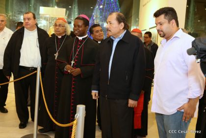 Daniel y Rosario inauguran el Museo San Juan Pablo II