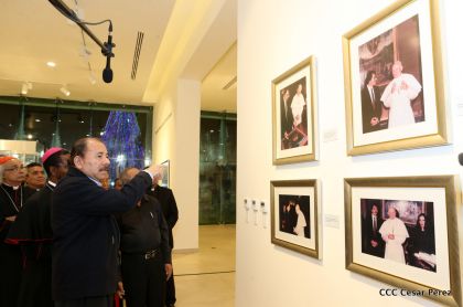 Daniel y Rosario inauguran el Museo San Juan Pablo II
