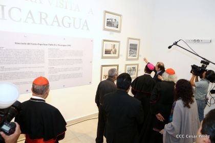 Daniel y Rosario inauguran el Museo San Juan Pablo II
