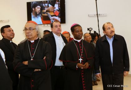 Daniel y Rosario inauguran el Museo San Juan Pablo II