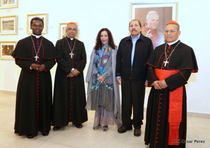 Daniel y Rosario inauguran el Museo San Juan Pablo II