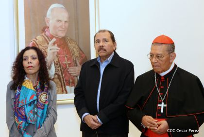 Daniel y Rosario inauguran el Museo San Juan Pablo II