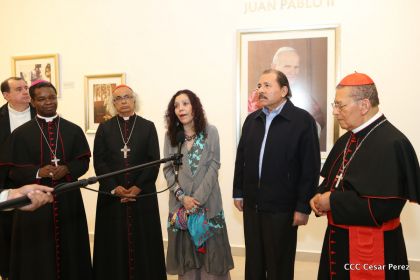 Daniel y Rosario inauguran el Museo San Juan Pablo II