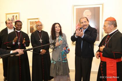 Daniel y Rosario inauguran el Museo San Juan Pablo II