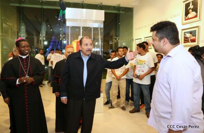 Daniel y Rosario inauguran el Museo San Juan Pablo II