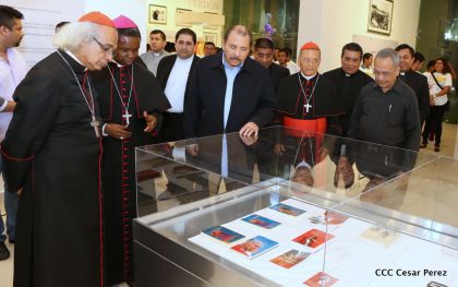 Daniel y Rosario inauguran el Museo San Juan Pablo II