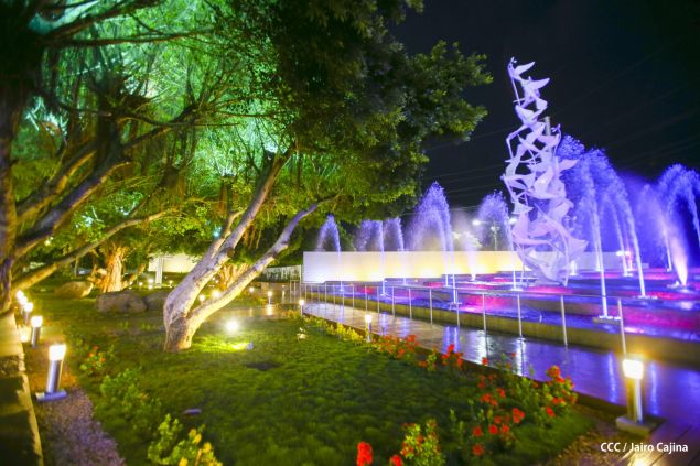 Daniel y Rosario inauguran el Museo San Juan Pablo II