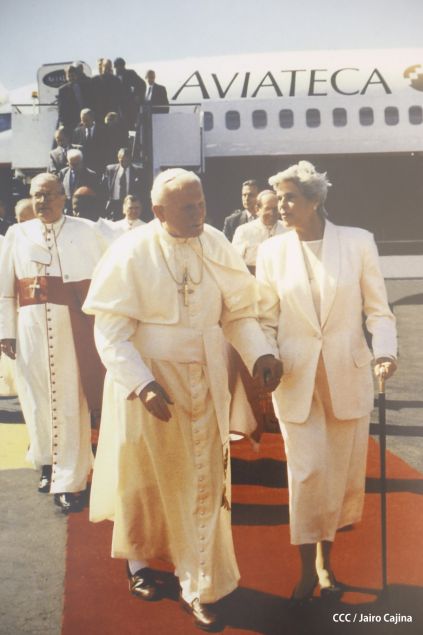 Daniel y Rosario inauguran el Museo San Juan Pablo II