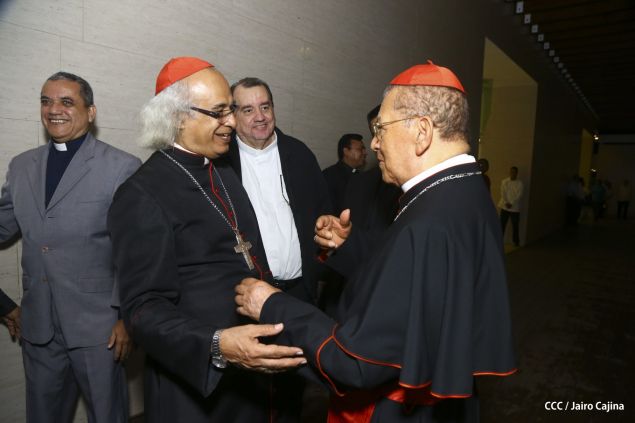 Daniel y Rosario inauguran el Museo San Juan Pablo II