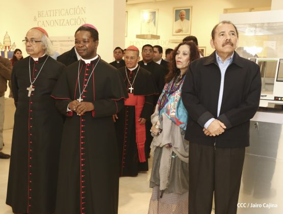 Daniel y Rosario inauguran el Museo San Juan Pablo II