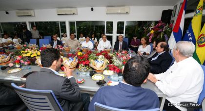 Daniel y Rosario conmemoran el XII Aniversario del ALBA-TCP