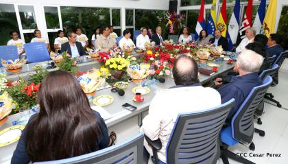 Daniel y Rosario conmemoran el XII Aniversario del ALBA-TCP