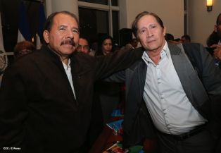 Presidente Daniel se reúne con diputados del PARLACEN