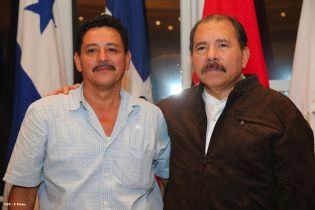 Presidente Daniel se reúne con diputados del PARLACEN