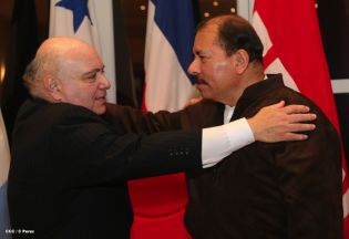 Presidente Daniel se reúne con diputados del PARLACEN