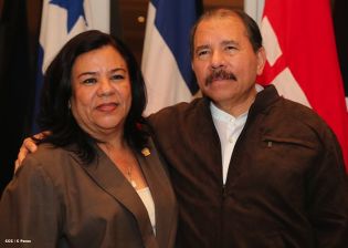 Presidente Daniel se reúne con diputados del PARLACEN