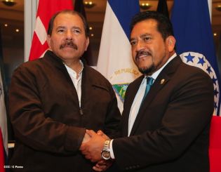 Presidente Daniel se reúne con diputados del PARLACEN