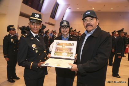 XIX Promoción de Damas y Caballeros Cadetes de la Academia de la Policía Nacional