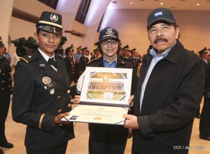 XIX Promoción de Damas y Caballeros Cadetes de la Academia de la Policía Nacional