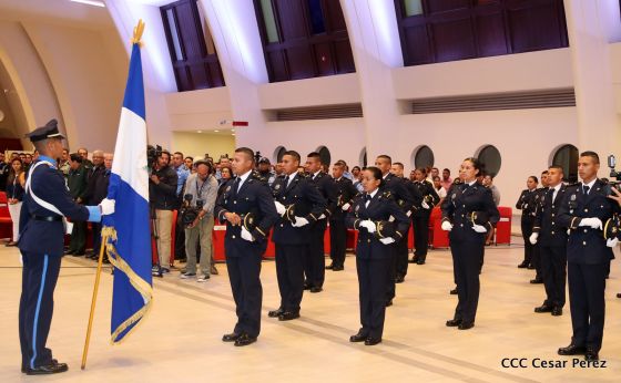 XIX Promoción de Damas y Caballeros Cadetes de la Academia de la Policía Nacional