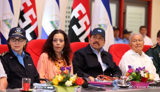 XIX Promoción de Damas y Caballeros Cadetes de la Academia de la Policía Nacional