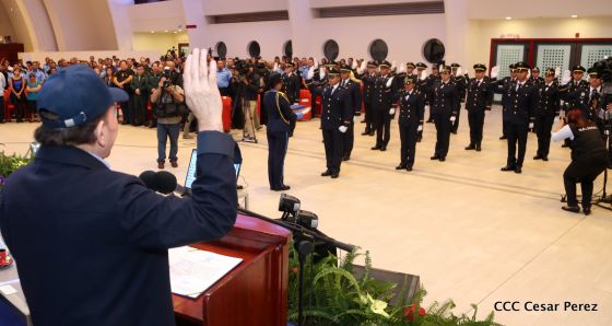 XIX Promoción de Damas y Caballeros Cadetes de la Academia de la Policía Nacional