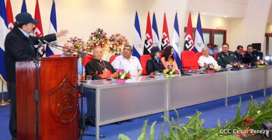 XIX Promoción de Damas y Caballeros Cadetes de la Academia de la Policía Nacional