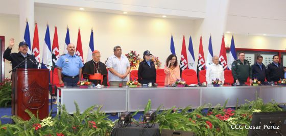 XIX Promoción de Damas y Caballeros Cadetes de la Academia de la Policía Nacional