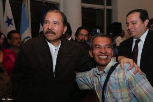 Presidente Daniel se reúne con diputados del PARLACEN