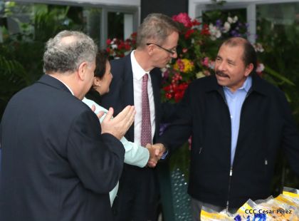 Presidente Daniel y Compañera Rosario reciben cartas credenciales de los embajadores de Corea, Francia y Uruguay