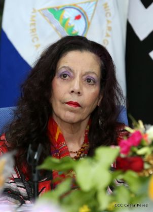 Presidente Daniel y Compañera Rosario reciben cartas credenciales de los embajadores de Corea, Francia y Uruguay